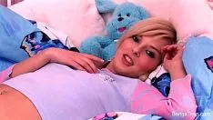 Jouer Voglio film porno con una bionda che sia anale