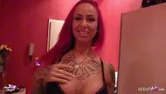 Reproducir Pelirroja teniendo sexo en la ducha con su hermano cachondo