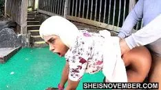 Reproduzir A mesa está dormindo e o filho a fode na curva