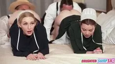 تشغيل ربات البيوت المجتهدات يحصلن على الكثير من الجنس من هؤلاء الرجال