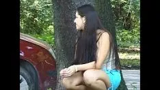 Reproduzir A garota está disfarçada de colegial