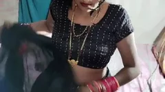 Reproduzir Primeira vez do recém-casado Desi em saree preto: pornografia indiana exótica