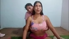 تشغيل غريب titted كبير من لقاء الحديقة مثليه