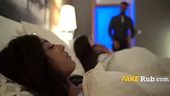 Oynat Black Stepis ve Stepbro'nun Yasak Gece Yarısı Karşılaşması